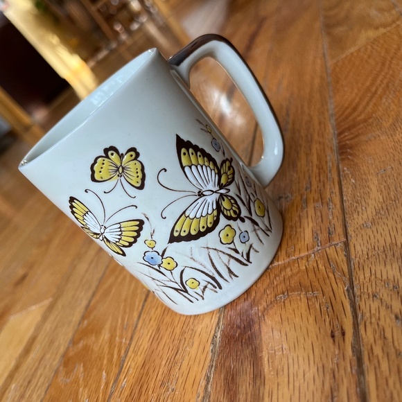 Vintage Otagiri Japan Butterfly Ceramic Mug - Picture 3 of 5